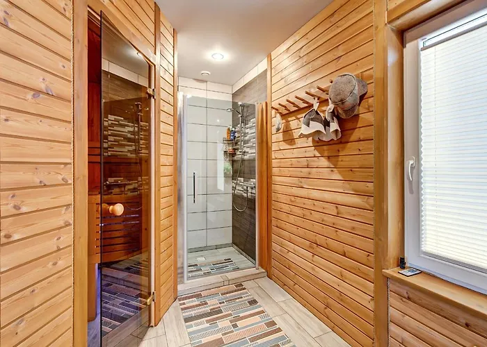 Zalais Sturitis - Holiday House With A Sauna